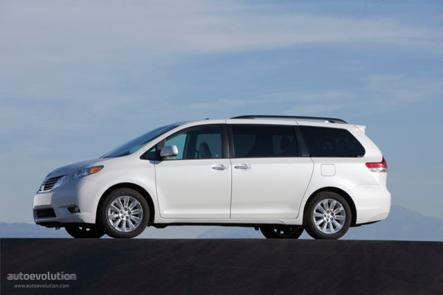 Toyota Sienna Foto 3