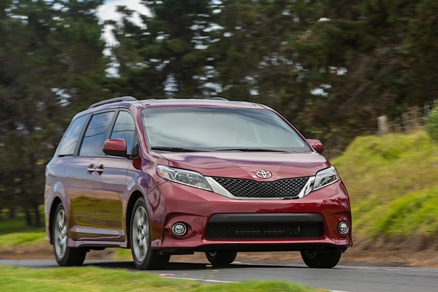 Toyota Sienna photo 8
