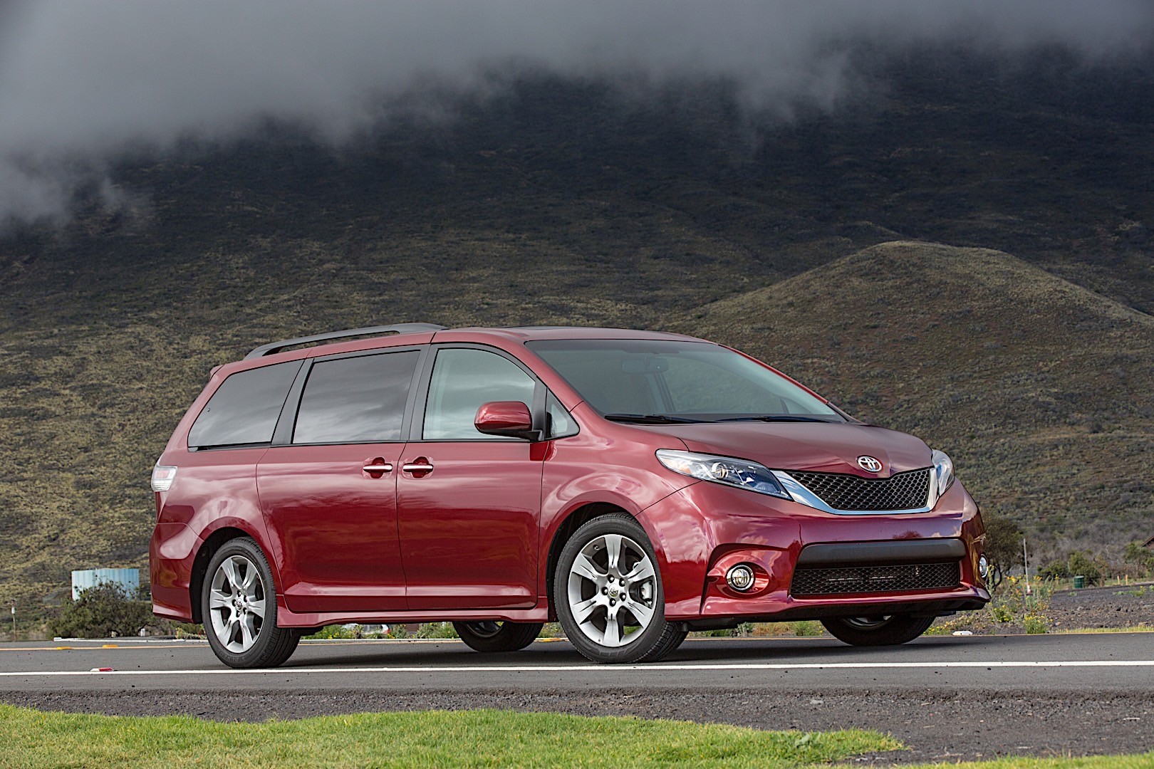 Toyota Sienna photo 9