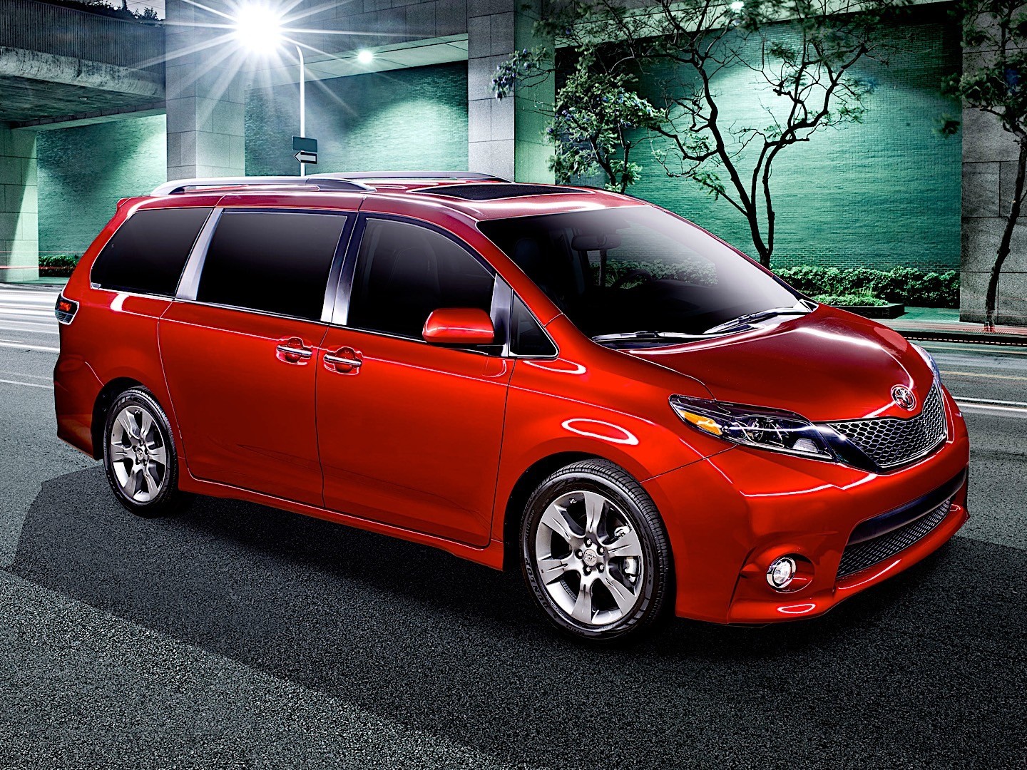 Toyota Sienna photo 22