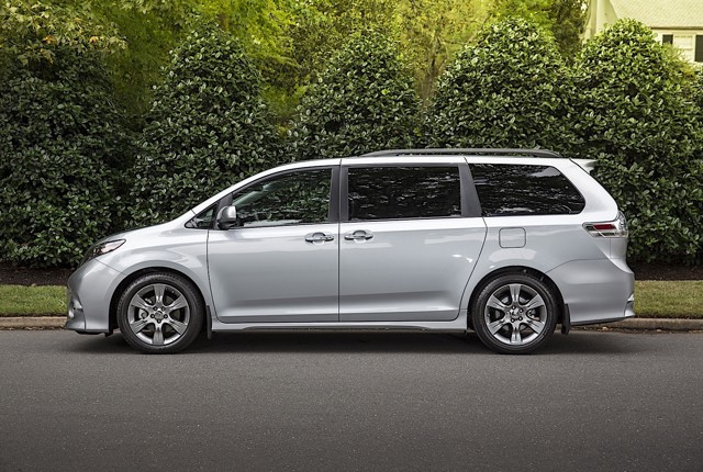 Toyota Sienna photo 25