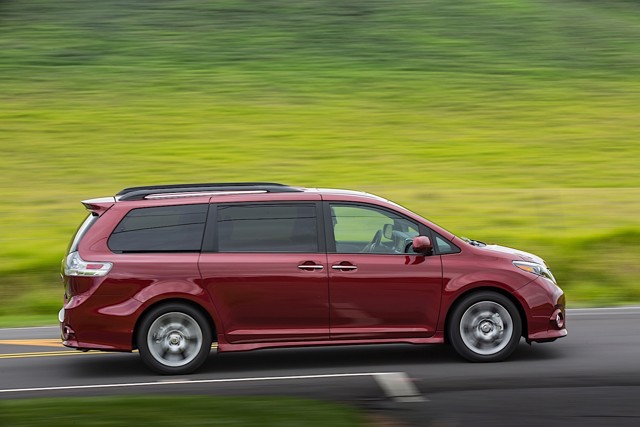 Toyota Sienna photo 29