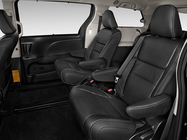 Toyota Sienna photo 49