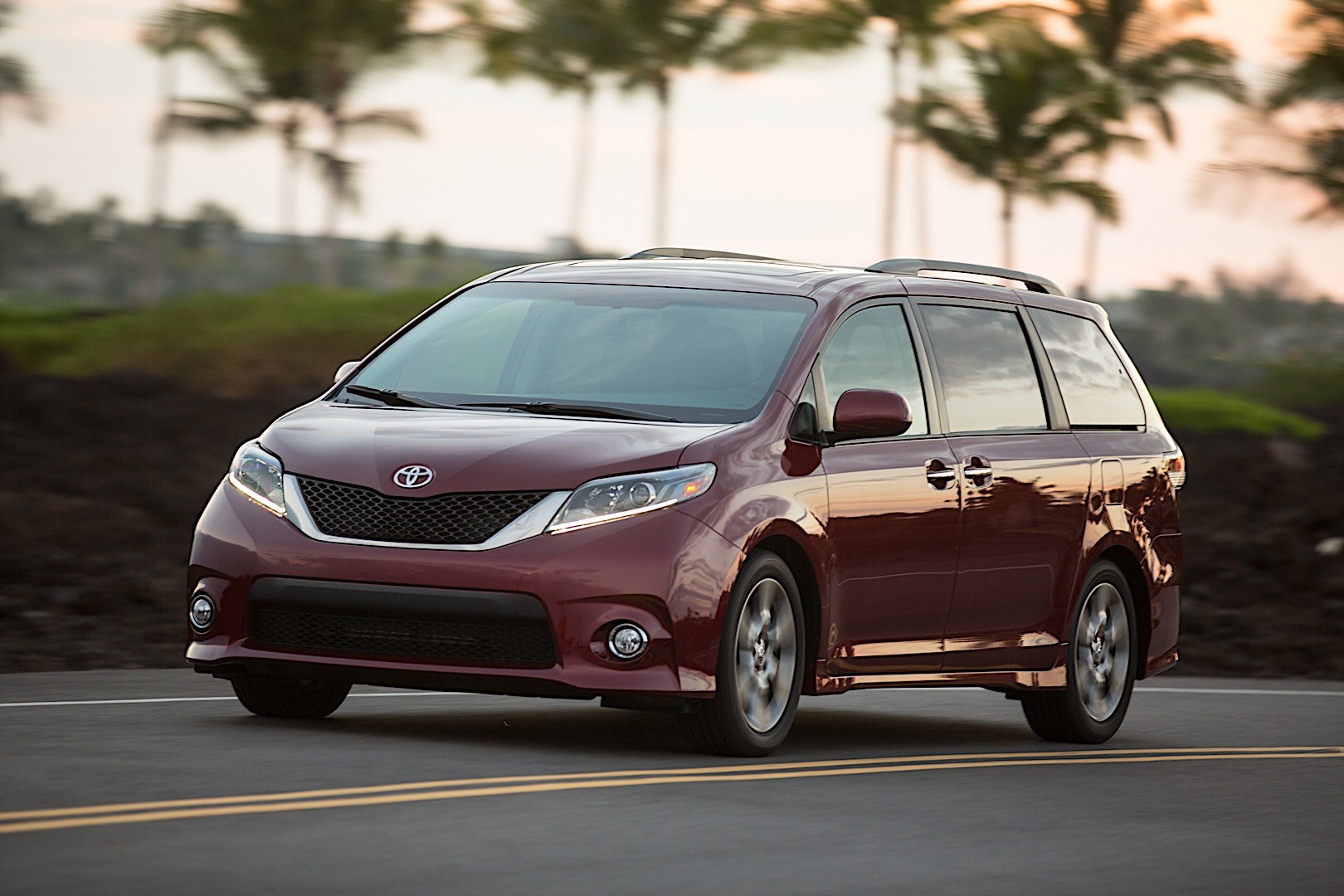 Toyota Sienna photo 33