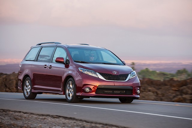 Toyota Sienna photo 36