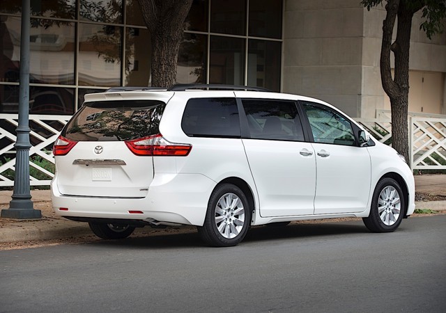 Toyota Sienna photo 42