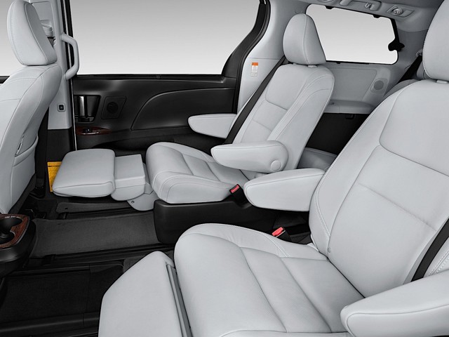 Toyota Sienna photo 52