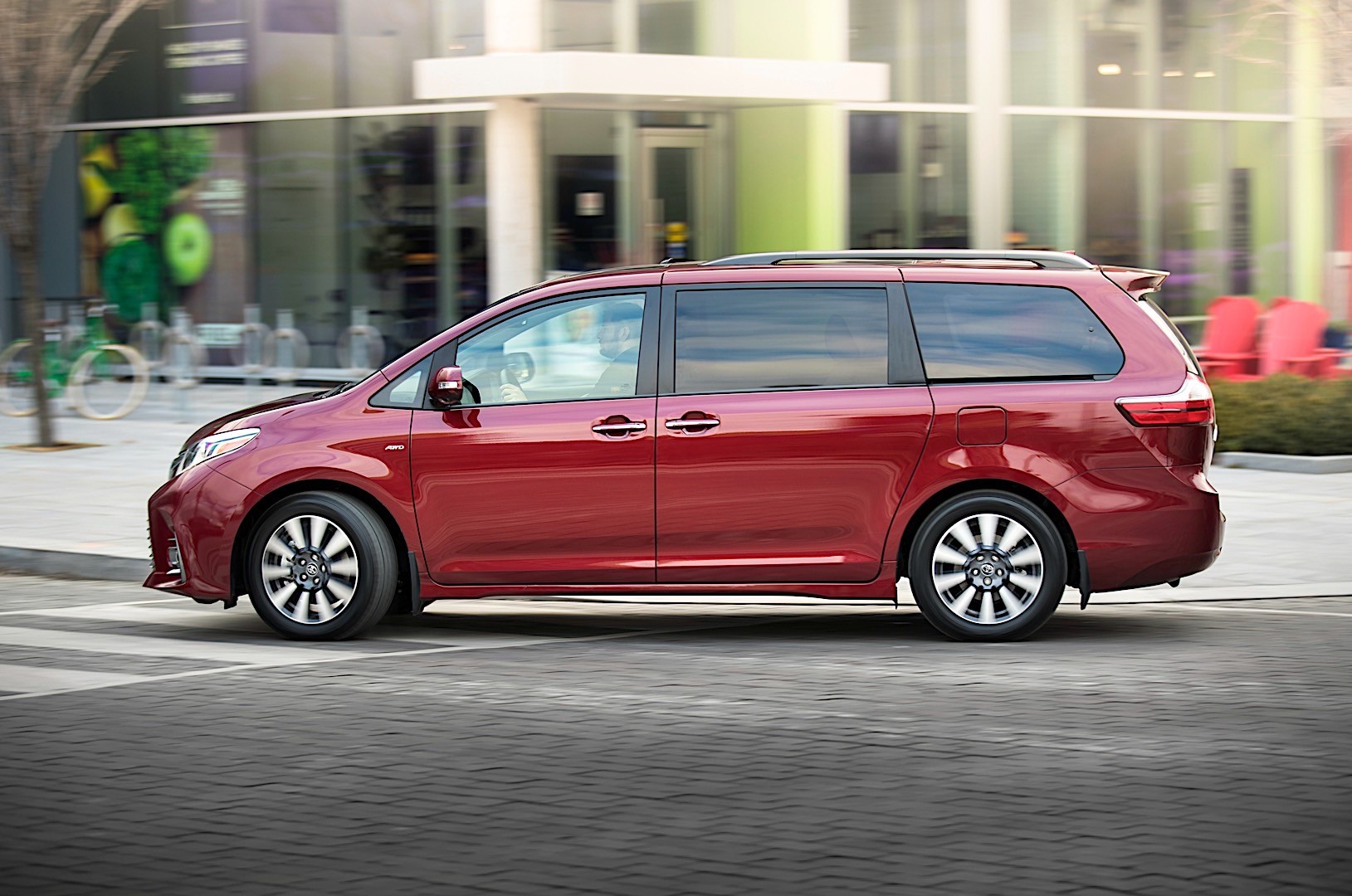 Toyota Sienna photo 15