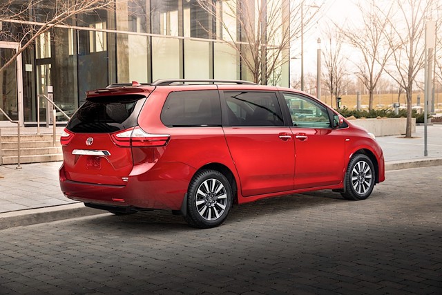 Toyota Sienna Foto 16