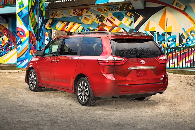 Toyota Sienna Foto 17
