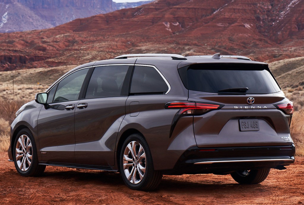 Toyota Sienna photo 17