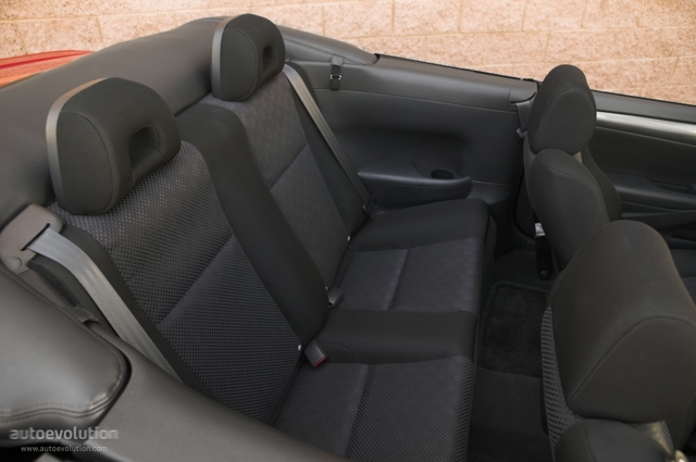 Toyota Solara Convertible foto 11