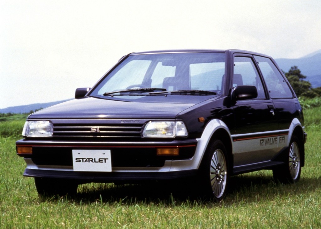 Toyota Starlet 3 Doors photo 4