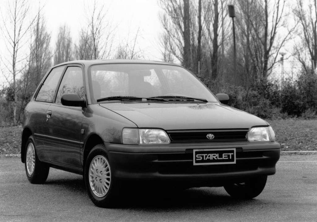 Toyota Starlet 3 Doors photo 6