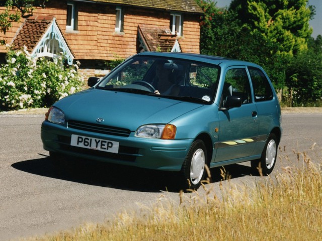 Toyota Starlet 3 Doors photo 5