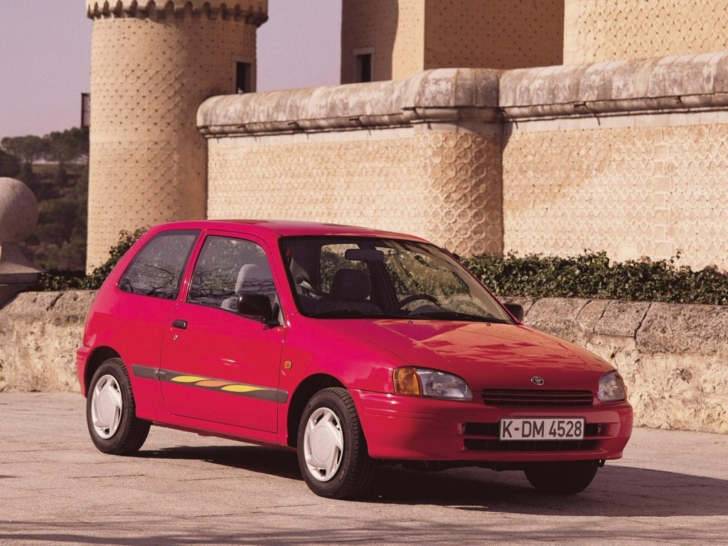 Toyota Starlet 3 Doors photo 7