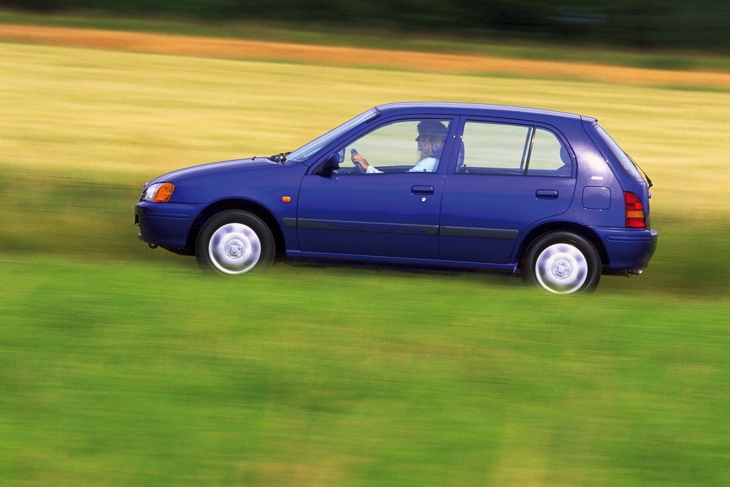 Toyota Starlet 3 Doors photo 9