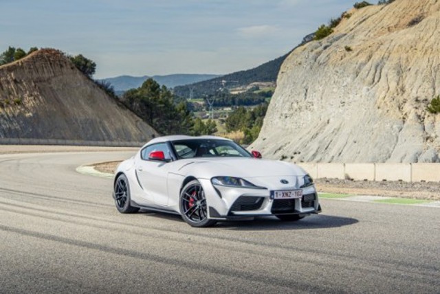 Toyota Supra photo 104