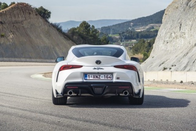 Toyota Supra photo 109
