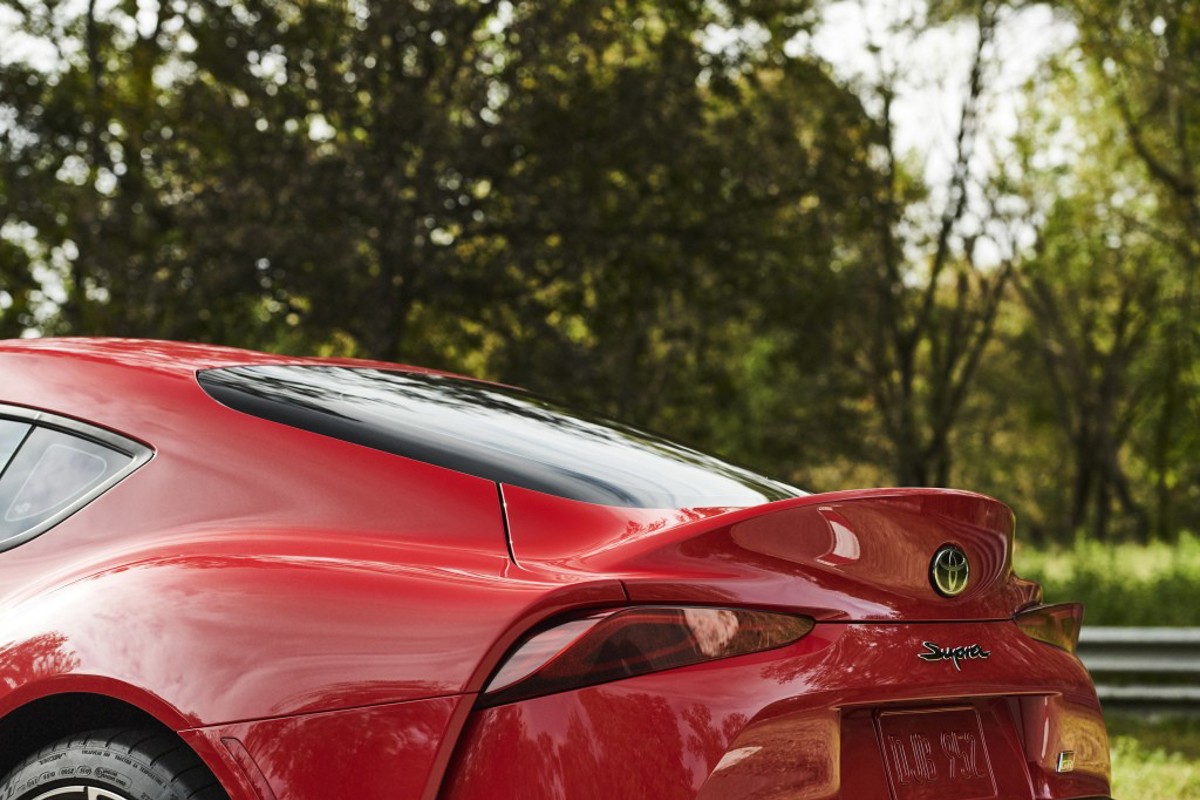 Toyota TOYOTA Supra 2.0L 8AT (197 HP)