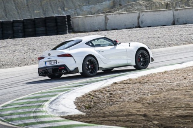 Toyota Supra photo 82