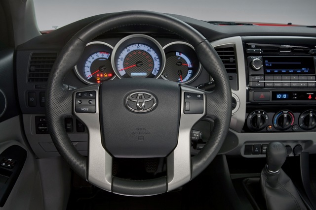 Toyota Tacoma photo 57