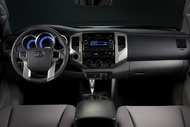 Toyota Tacoma photo 68