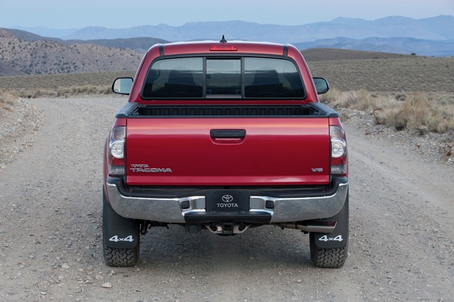 Toyota Tacoma photo 29