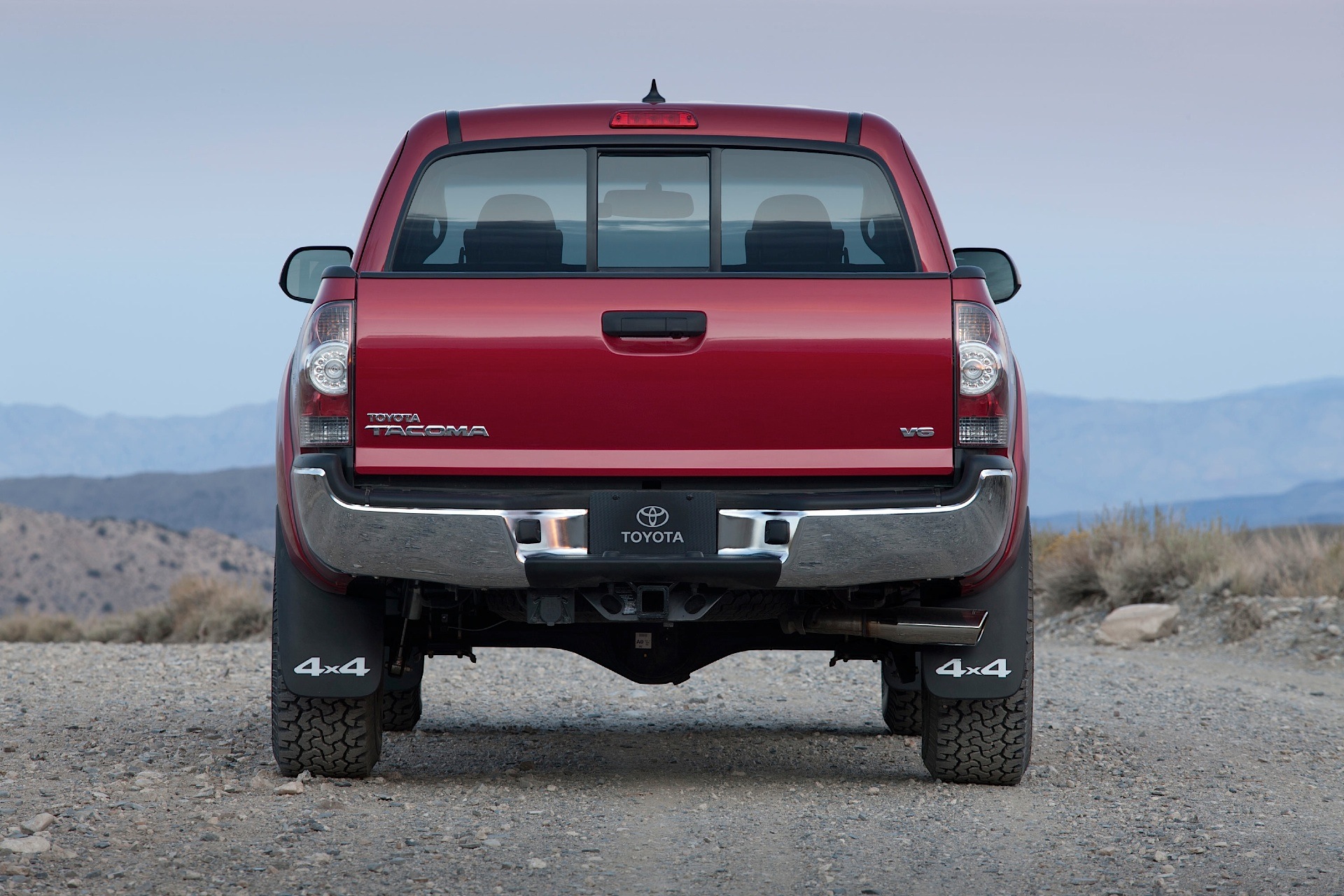 Toyota Tacoma photo 30