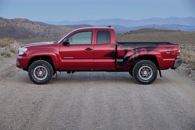 Toyota Tacoma photo 31