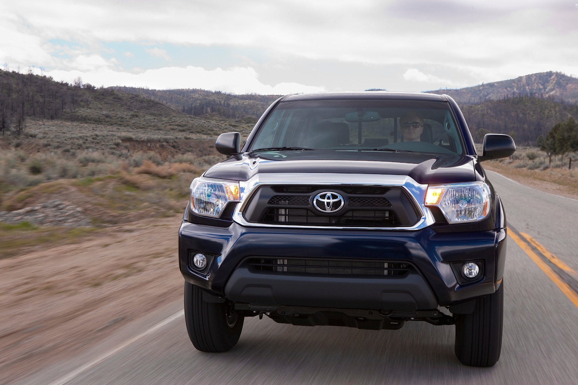 Toyota Tacoma photo 35