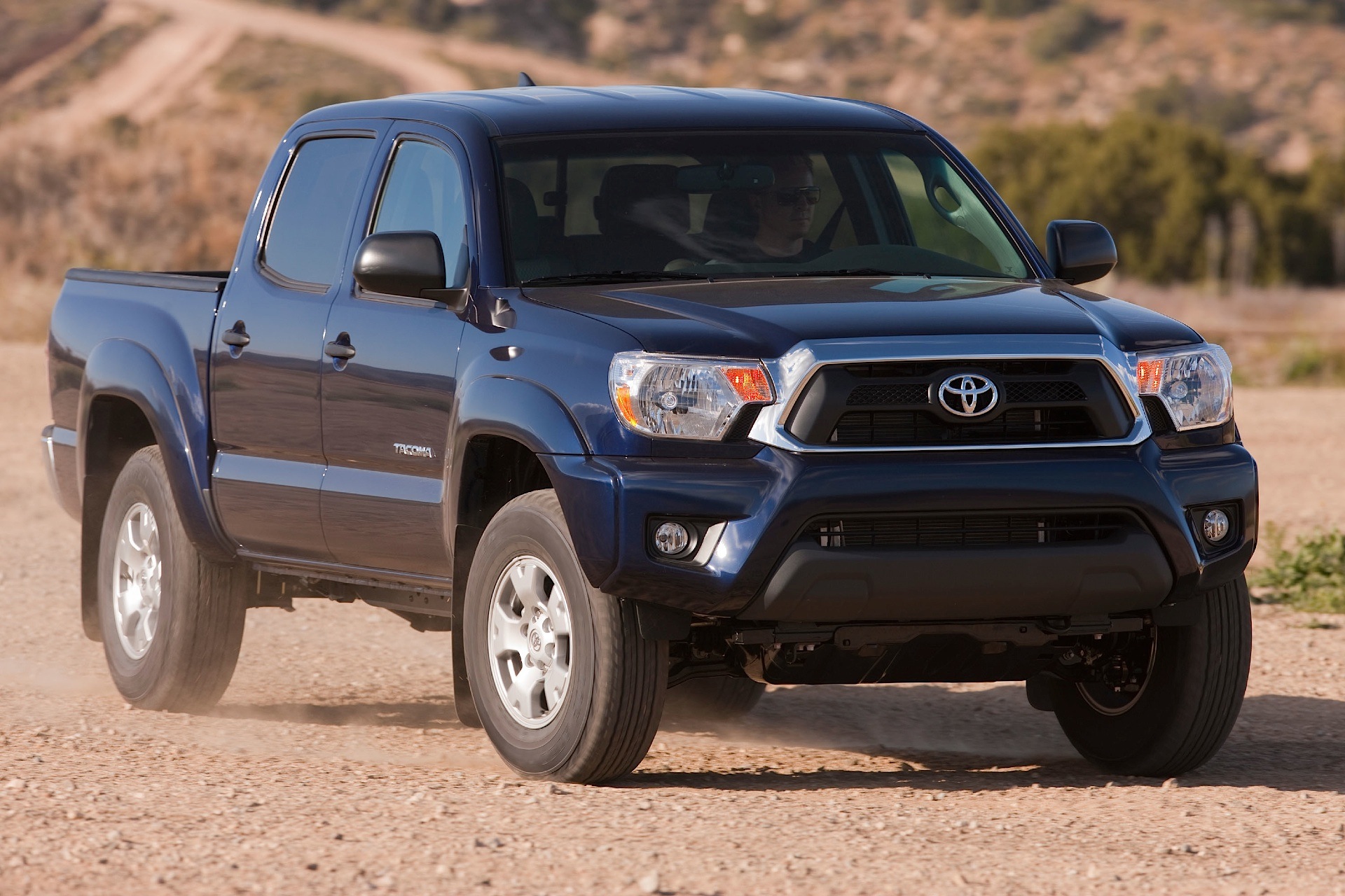Toyota Tacoma photo 36