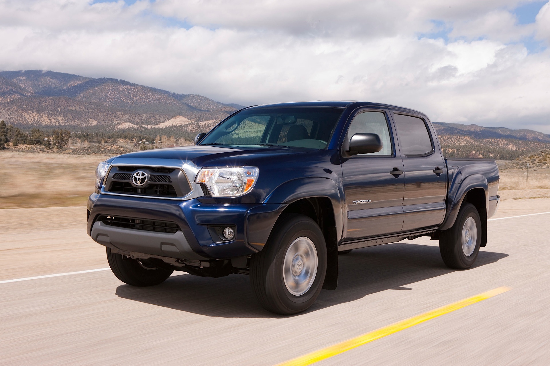 Toyota Tacoma photo 46