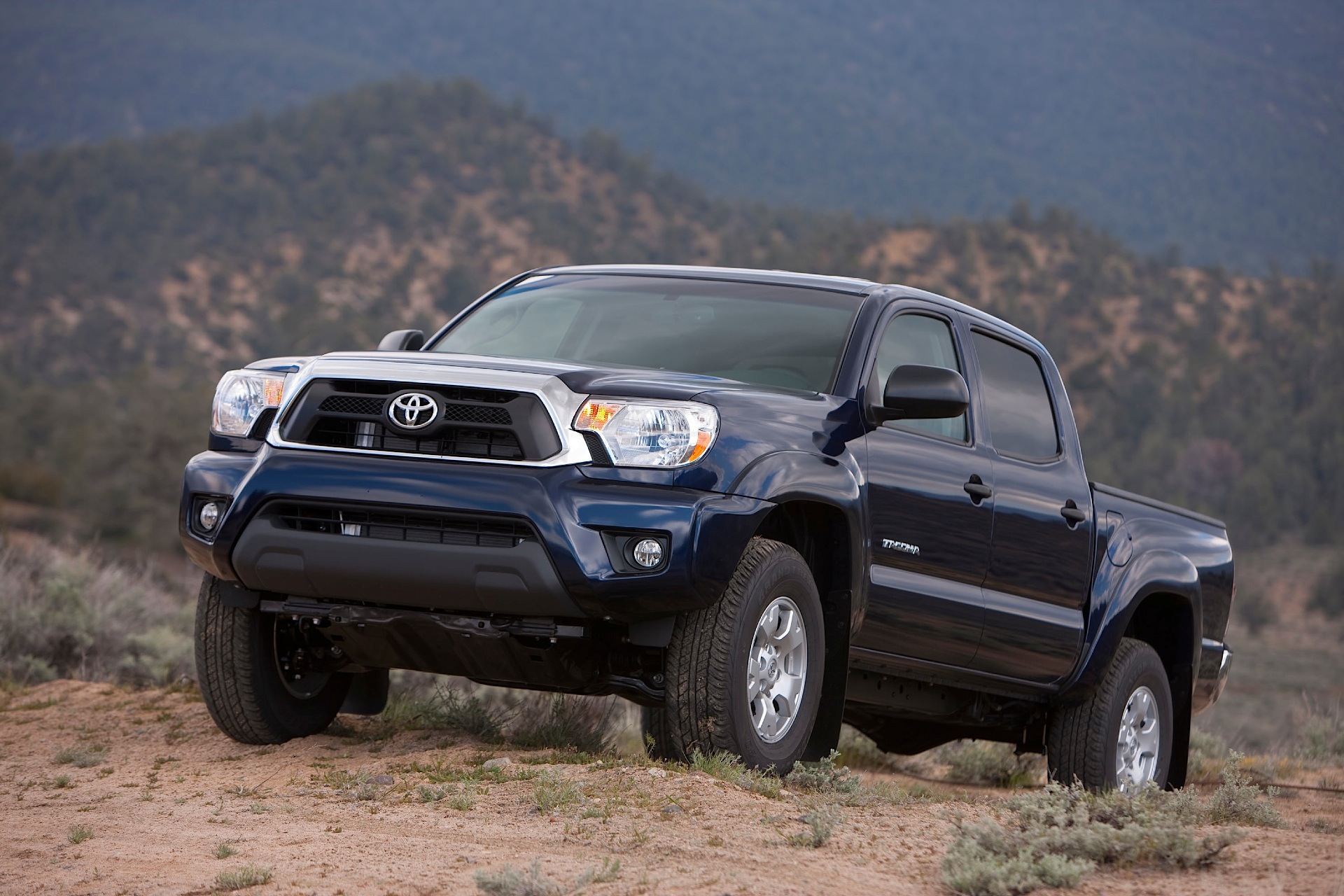 Toyota Tacoma photo 53