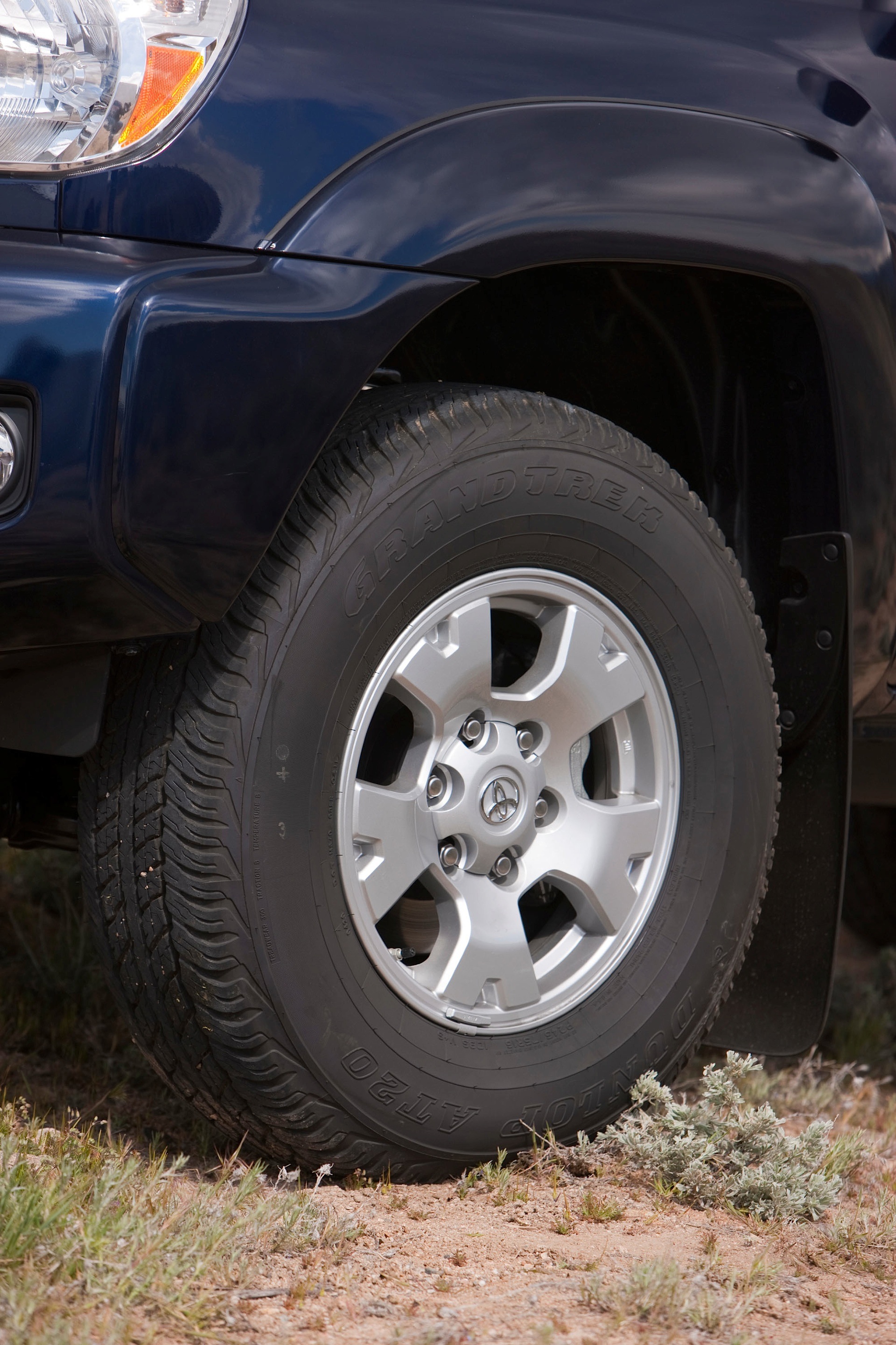 Toyota Tacoma photo 54