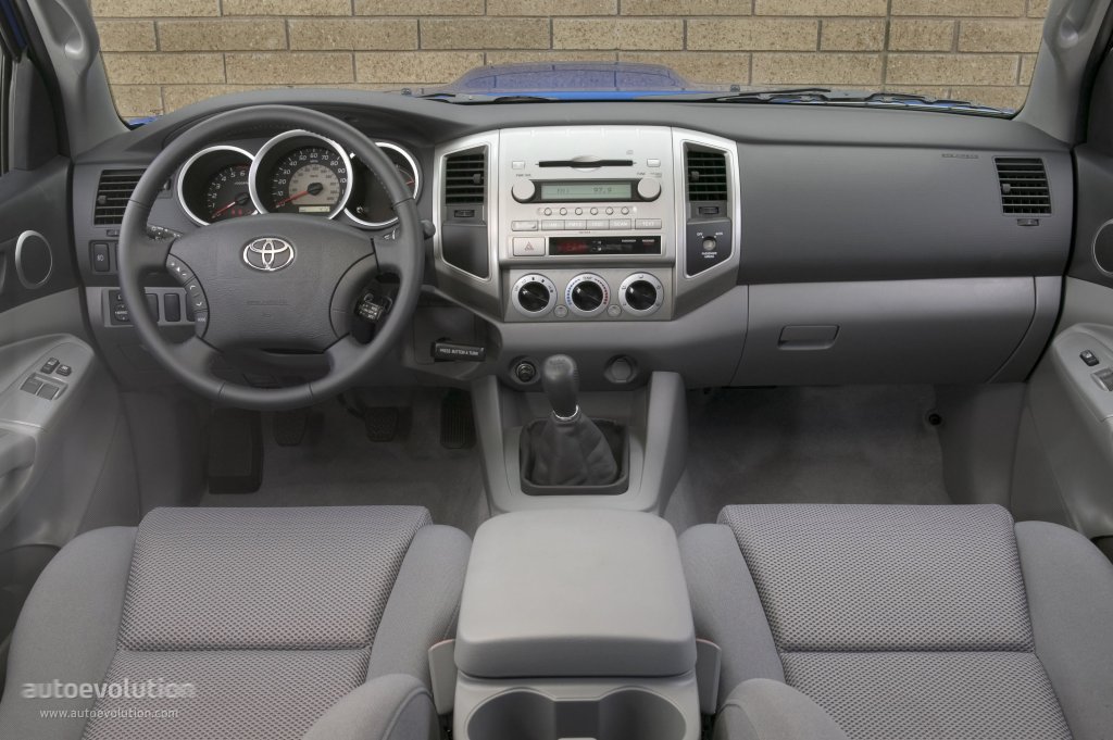 Toyota Tacoma photo 55