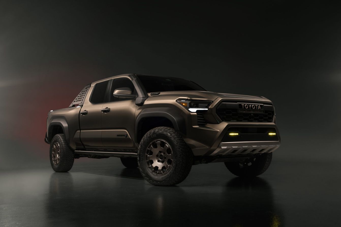 Toyota Tacoma photo 25