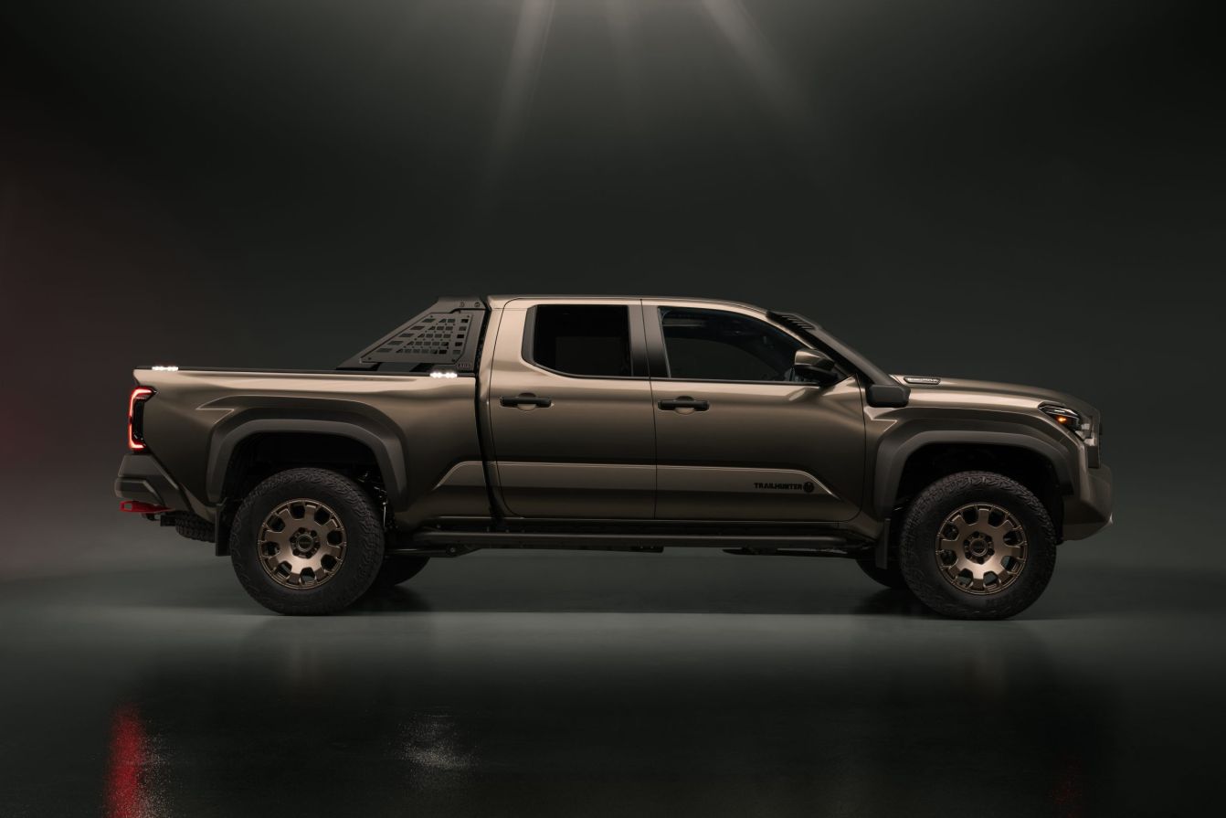 Toyota Tacoma photo 26