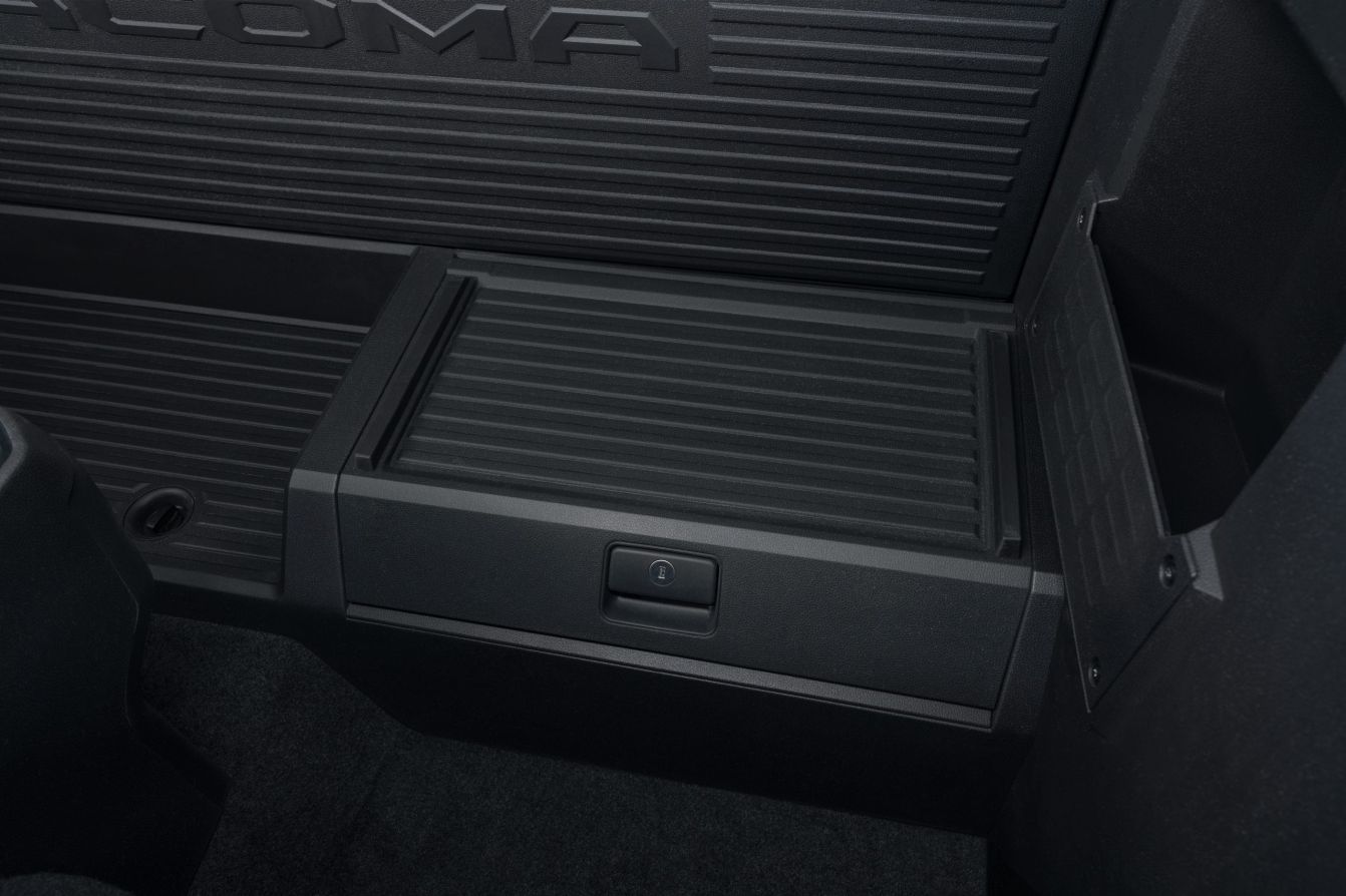 Toyota Tacoma photo 78