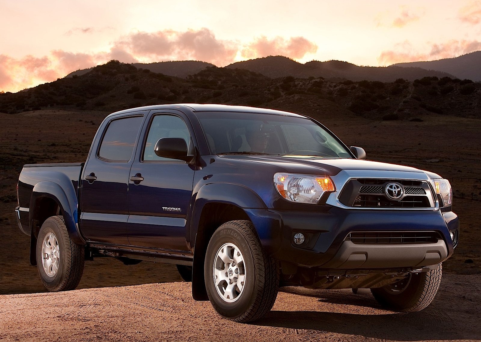 Toyota Tacoma photo 6