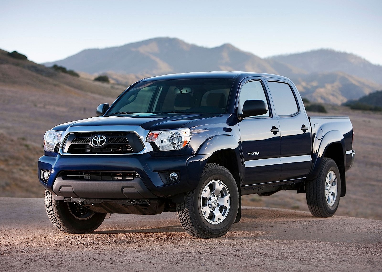Toyota Tacoma photo 7