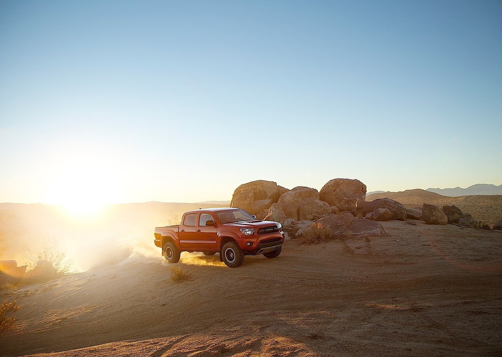 Toyota Tacoma photo 26