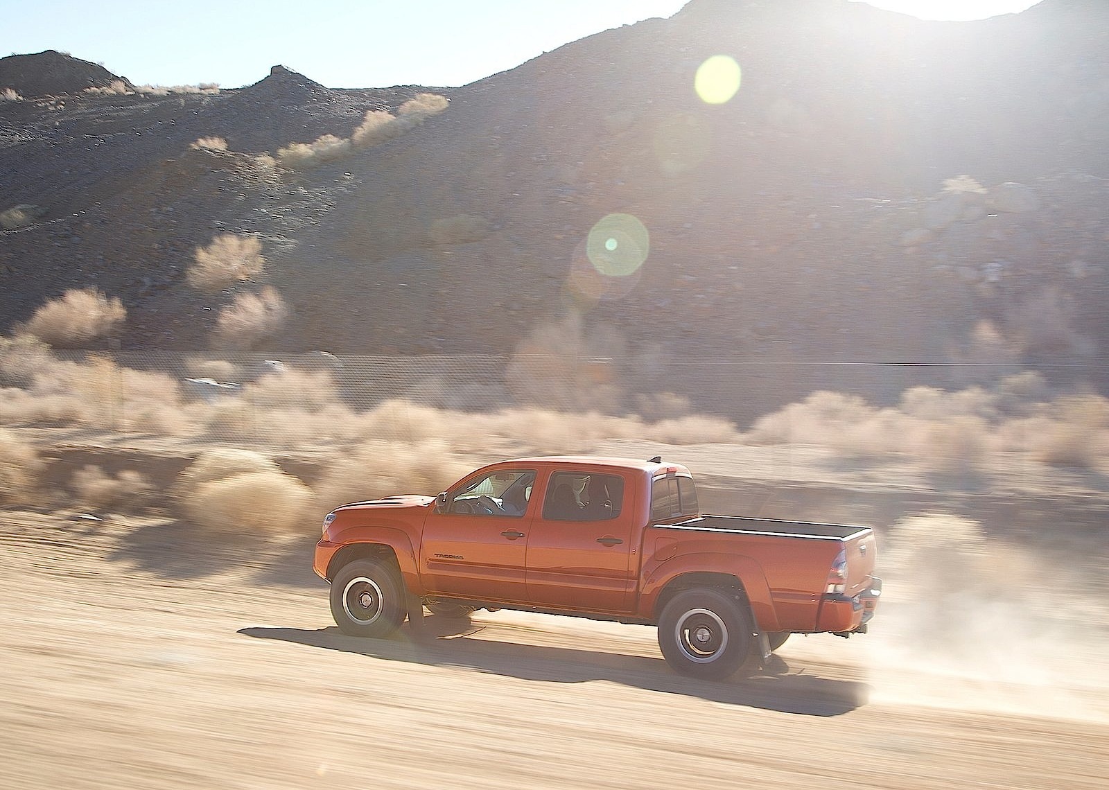 Toyota Tacoma photo 28