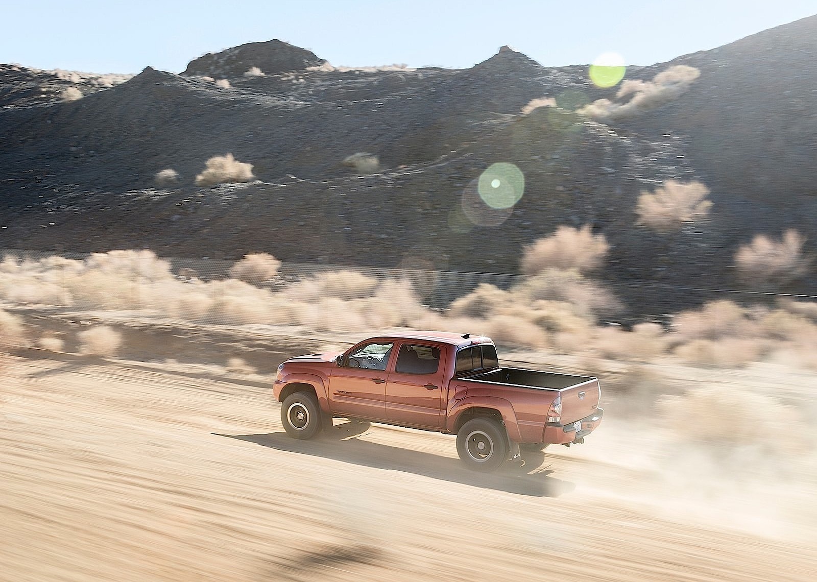 Toyota Tacoma photo 29