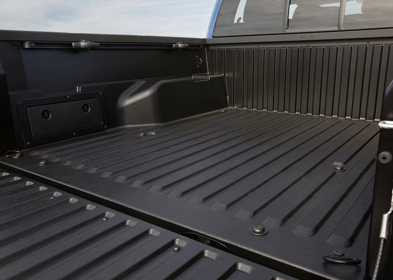 Toyota Tacoma photo 44