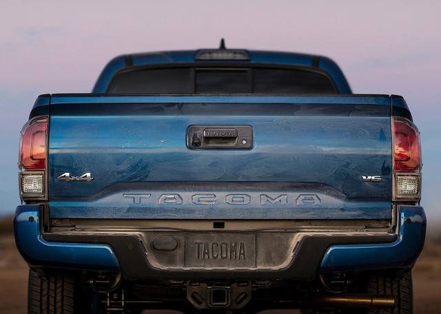 Toyota Tacoma foto 19