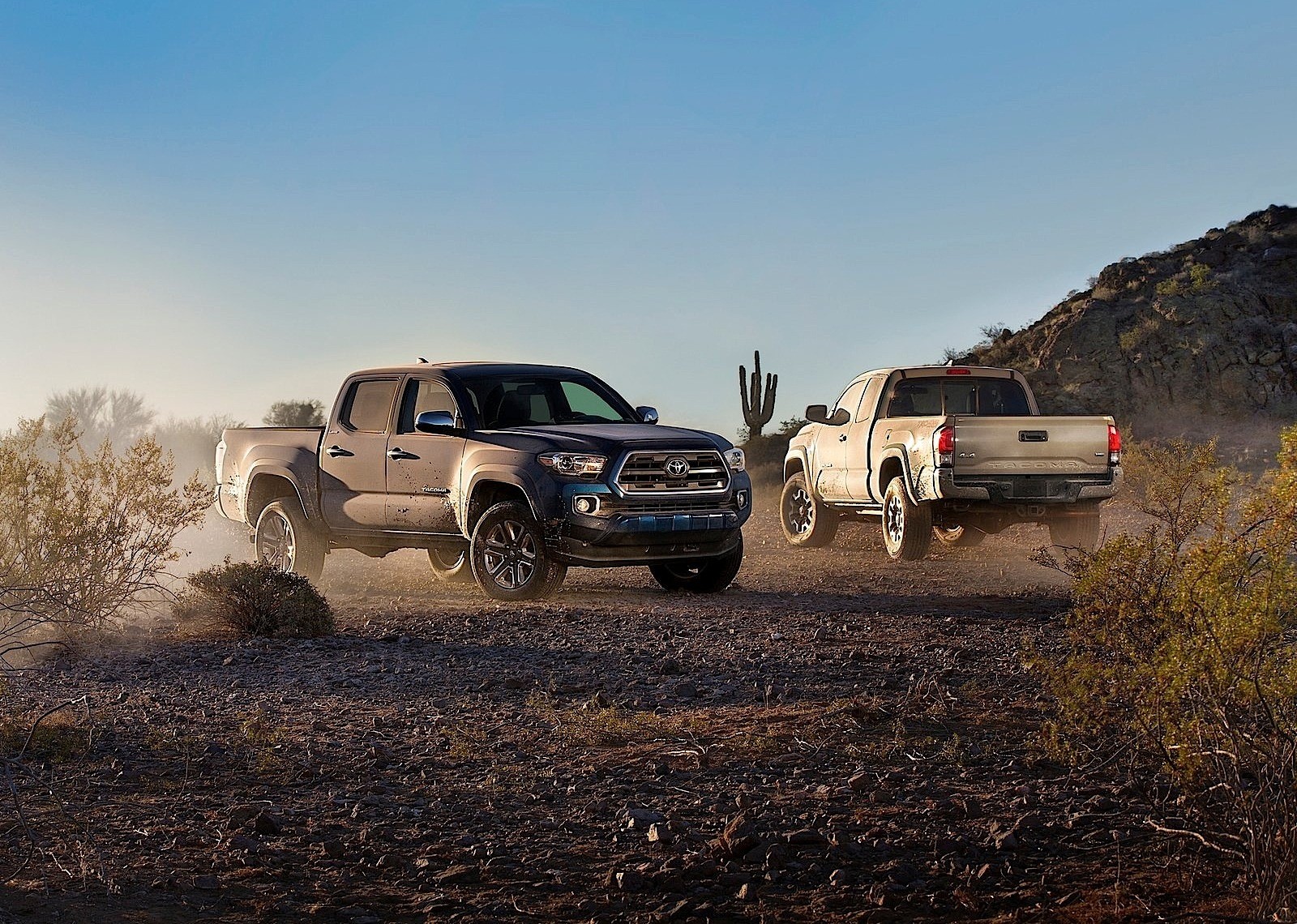 Toyota Tacoma photo 21