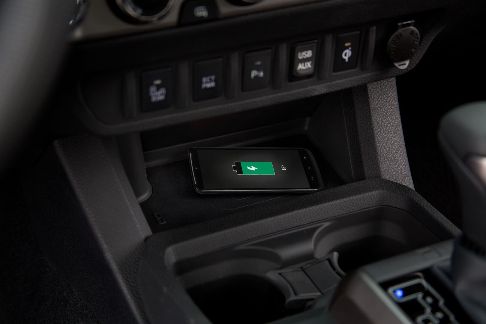 Toyota Tacoma photo 32