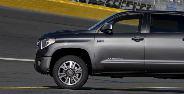 Toyota Tundra foto 16