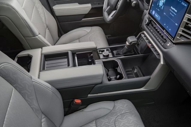 Toyota Tundra foto 76